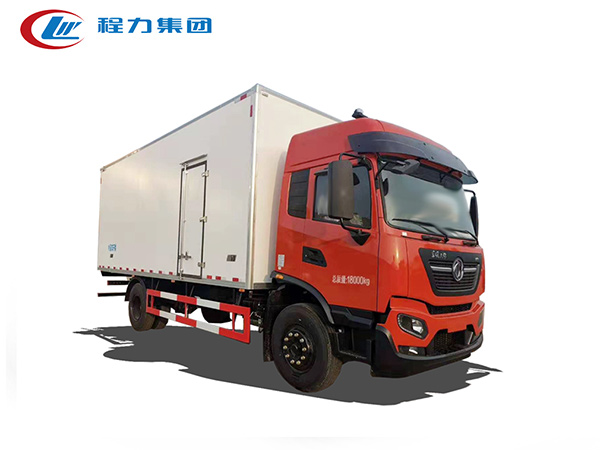 东风天锦冷藏车（高顶双卧）