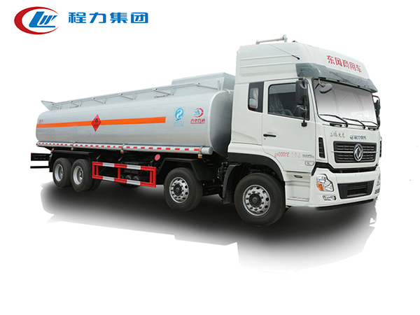 东风天龙前四后八25立方铝合金运油车