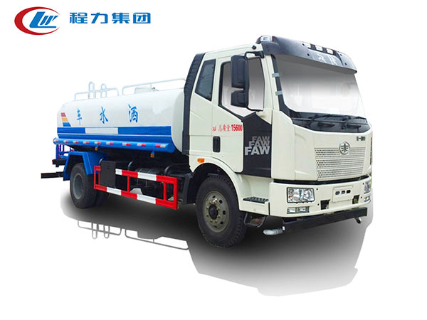 解放J6洒水车（8-12吨）