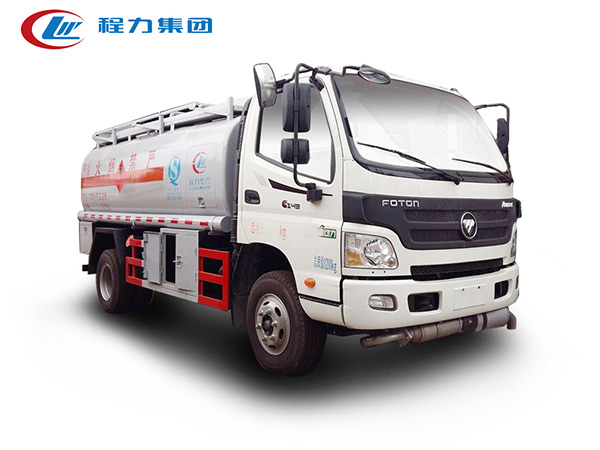 福田欧马可6立方加油车