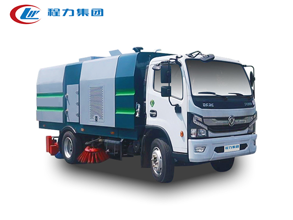 东风多利卡7方吸尘车（垂直滤芯）