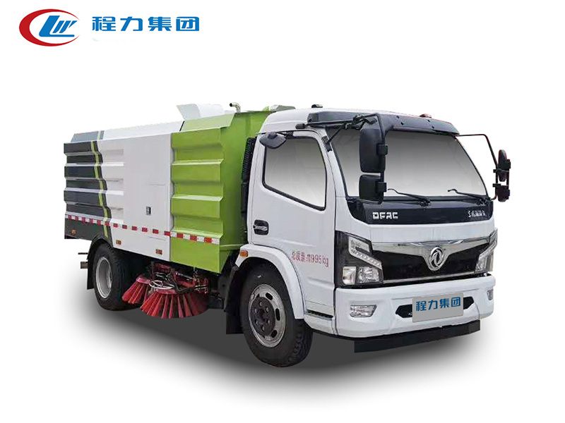 国六东风多利卡8方扫路车